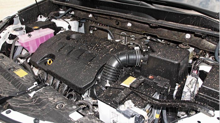 Ο 2λιτρος κινητήρας του RAV4 αποδίδει 151 ίππους, τραβάει καλά και έχει πολιτισμένη λειτουργία. 
